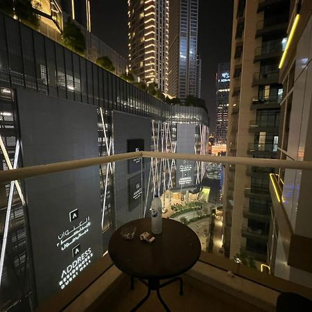 Хостел Downtown Holiday'S - 1 Min To Dubai Mall & Burj Khalifa Екстер'єр фото